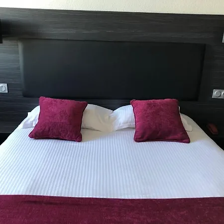 호텔 The Originals Hotel, Aeroport 보베