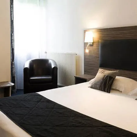 The Originals Hôtel, Aéroport Hotel 3*