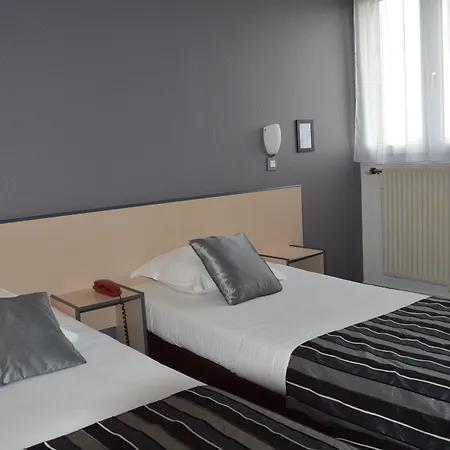 The Originals Hôtel, Aéroport 3*