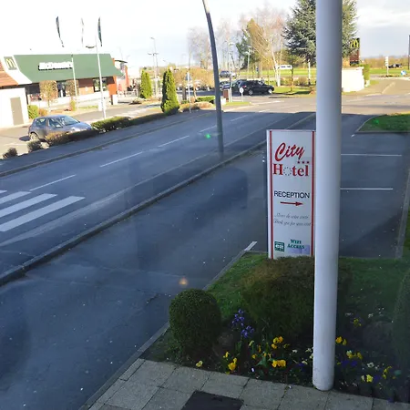 Hotel The Originals Hôtel, Aéroport Beauvais