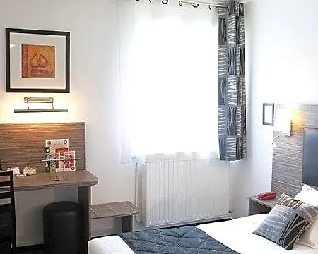 The Originals Hôtel, Aéroport 3*