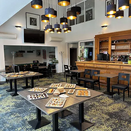 The Originals Hotel, Aeroport