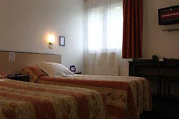 Hotel The Originals Hotel, Aeroport Beauvais
