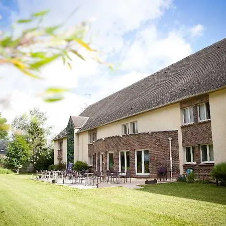 The Originals Hôtel, Aéroport