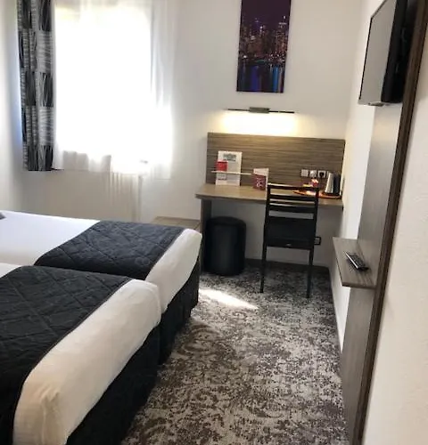 Hotel The Originals Hôtel, Aéroport Beauvais