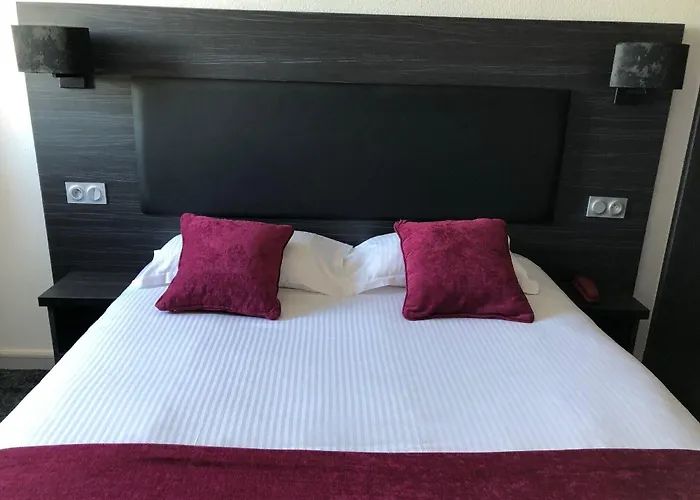 Hotel The Originals Hôtel, Aéroport Beauvais