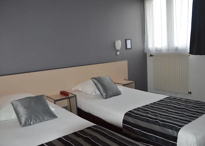 The Originals Hôtel, Aéroport 3*