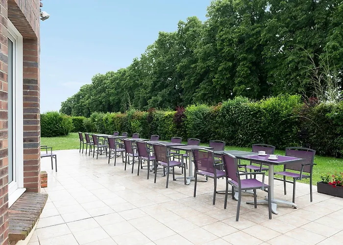 The Originals Hôtel, Aéroport 3*