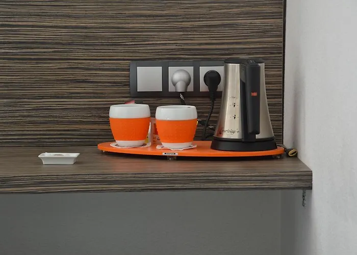 The Originals Hôtel, Aéroport Hotel 3*